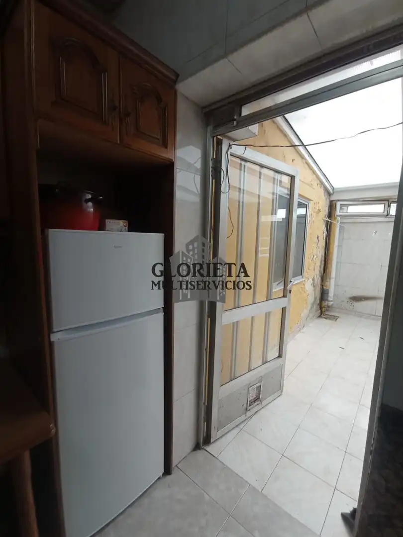 Cuina de Pis en venda en Vigo  amb Terrassa i Forn