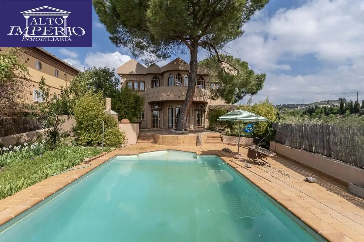 Casa con terrazza in vendita a Calle ARCES UR.MONTELUZ, imagen 3