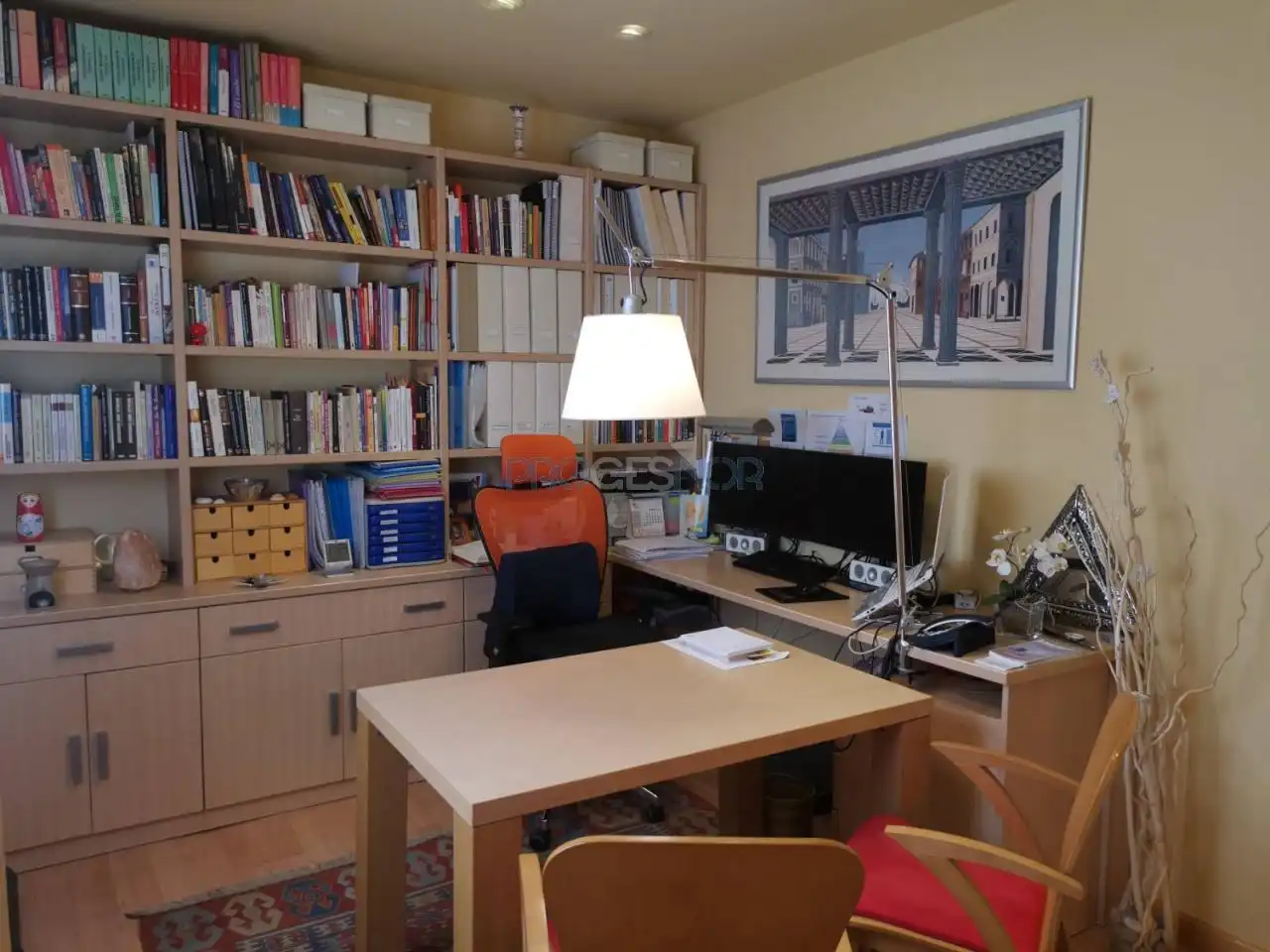 Piso en venta en León Capital  con Calefacción, Trastero y Balcón