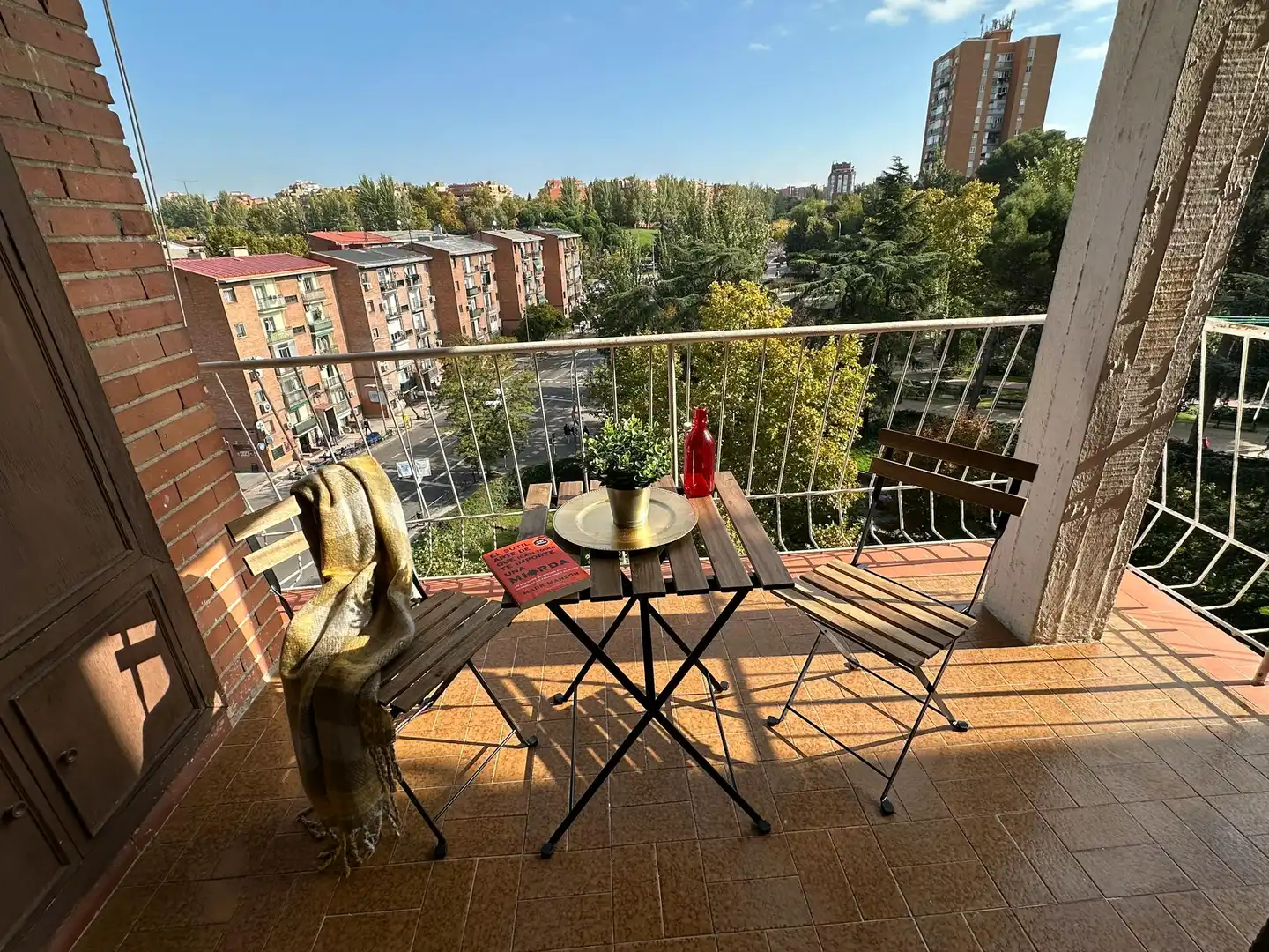 Terrassa de Pis per a compartir en Madrid amb Aire condicionat, Calefacció i Jardí privat