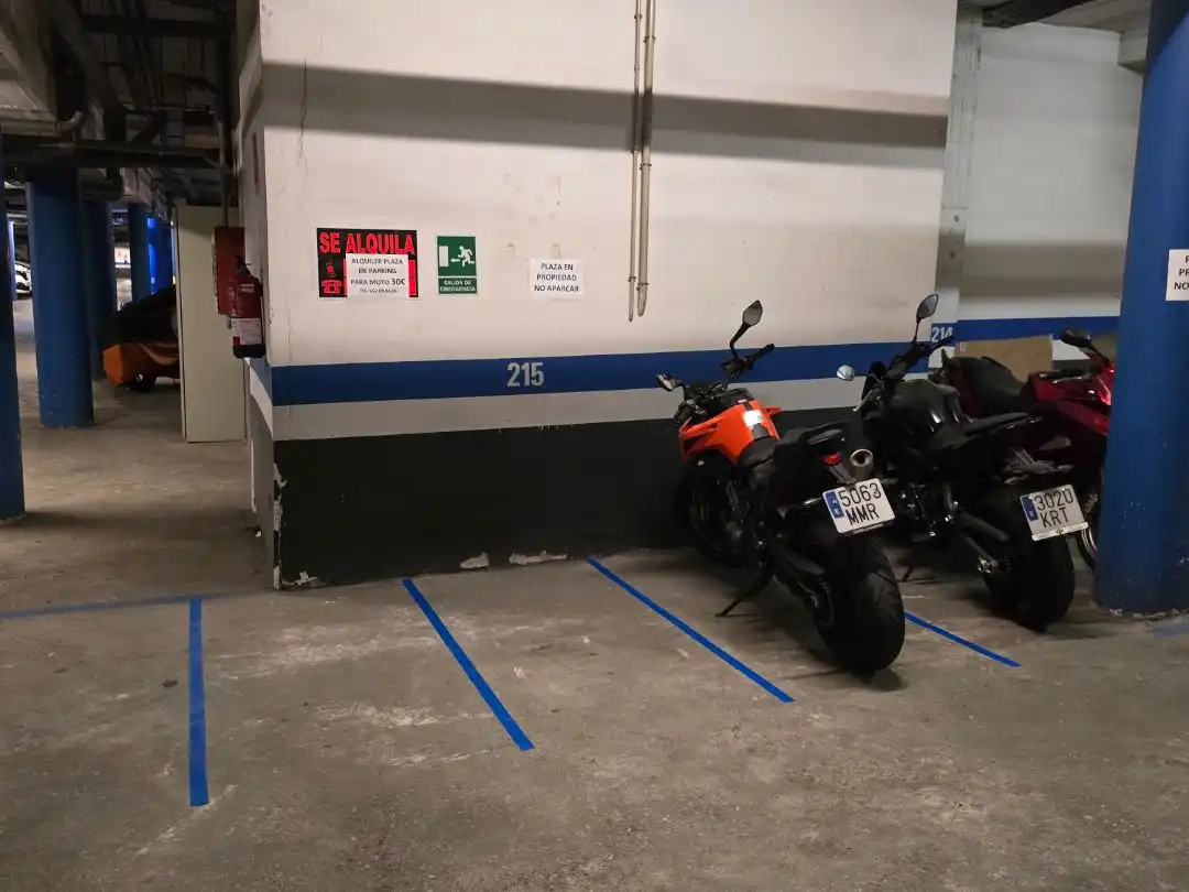 Parking of Garage for rent in Santa Perpètua de Mogoda