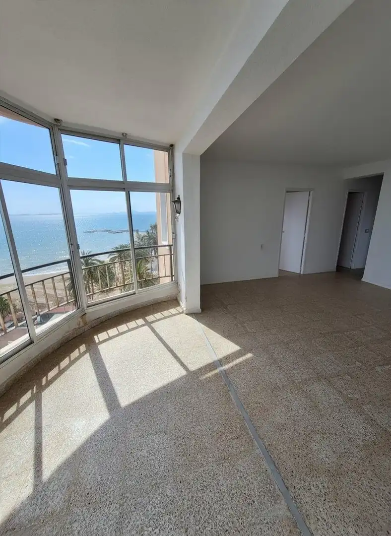 Dormitori de Apartament en venda en San Javier amb Aire condicionat