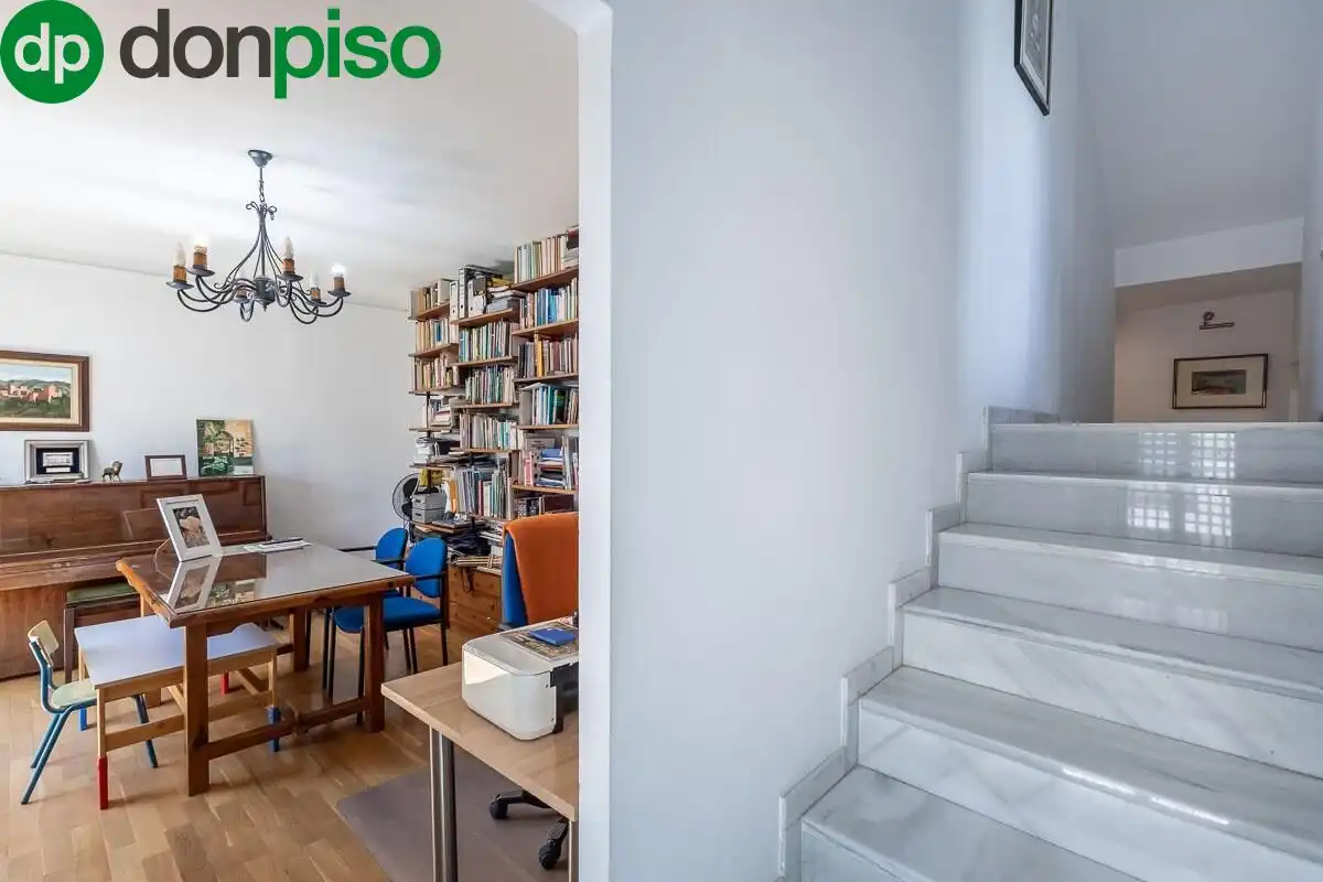 Casa o xalet en venda en Granada amb Aire condicionat, Calefacció i Terrassa