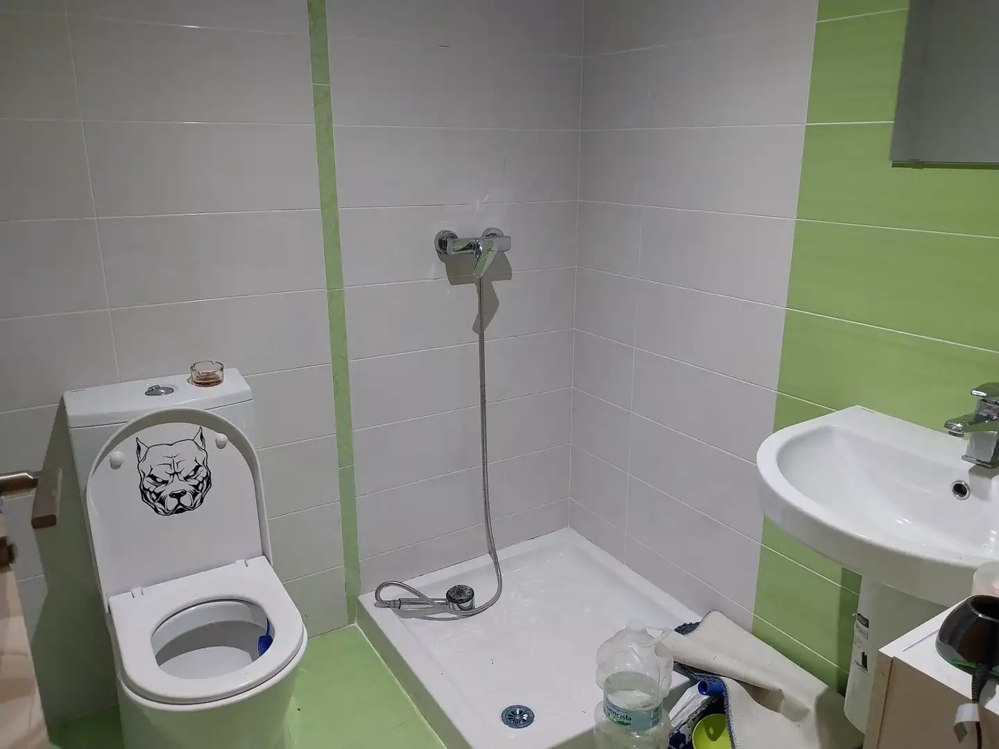 Badezimmer von Wohnung zum Verkauf in Favara mit Klimaanlage, Terrasse und Waschmaschine
