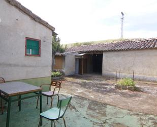 Vista exterior de Casa o xalet en venda en Aspariegos amb Terrassa