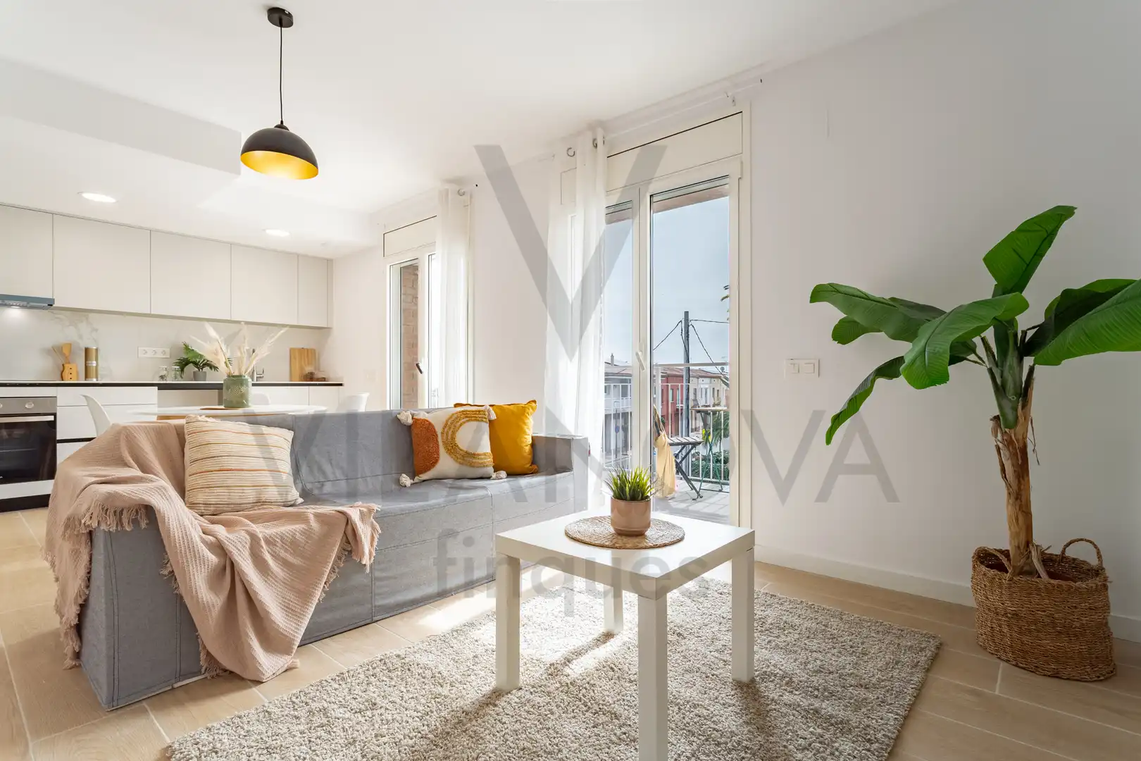 Appartamento di nuova costruzione con terrazza in vendita a Passeig de l'Estació 5, imagen 2