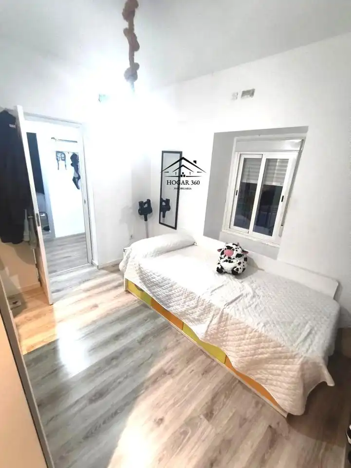 Dormitori de Casa o xalet en venda en Cáceres