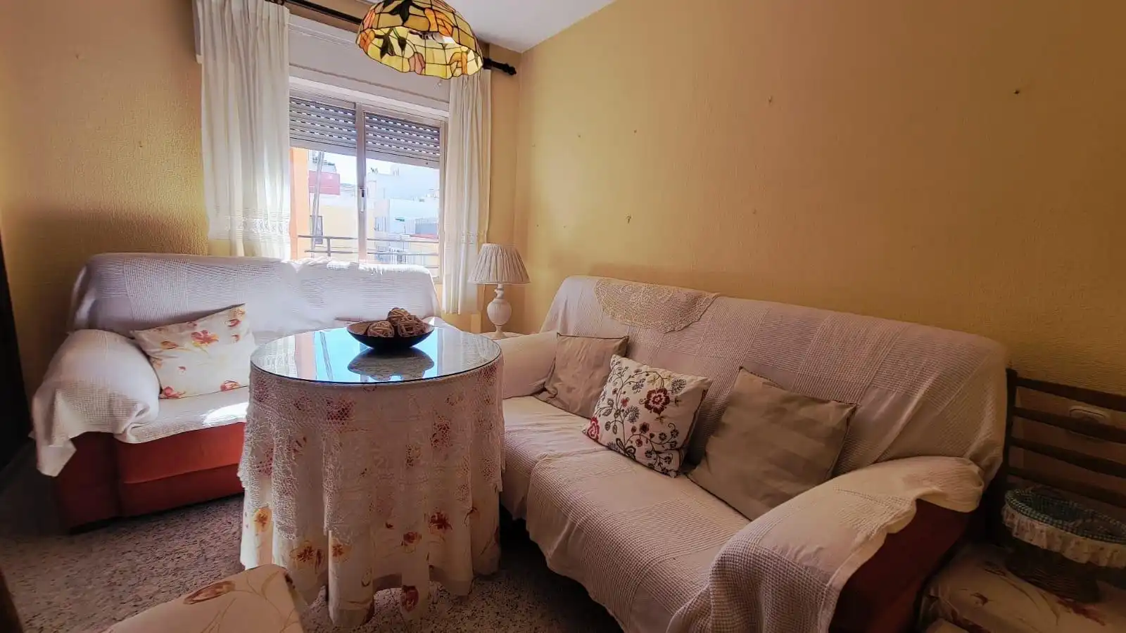 Living room of Flat for sale in Almería  with Terrace and Furnished