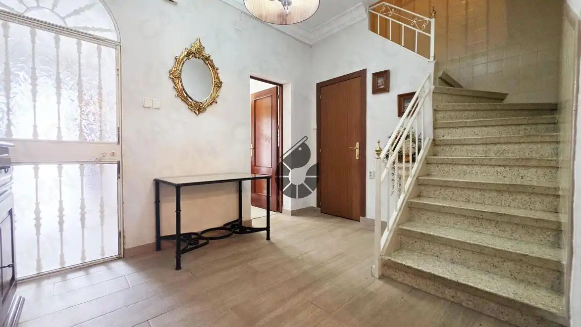 Detached homes for sale in Coria del Río  with Air Conditioner, Parquet flooring and Storage room