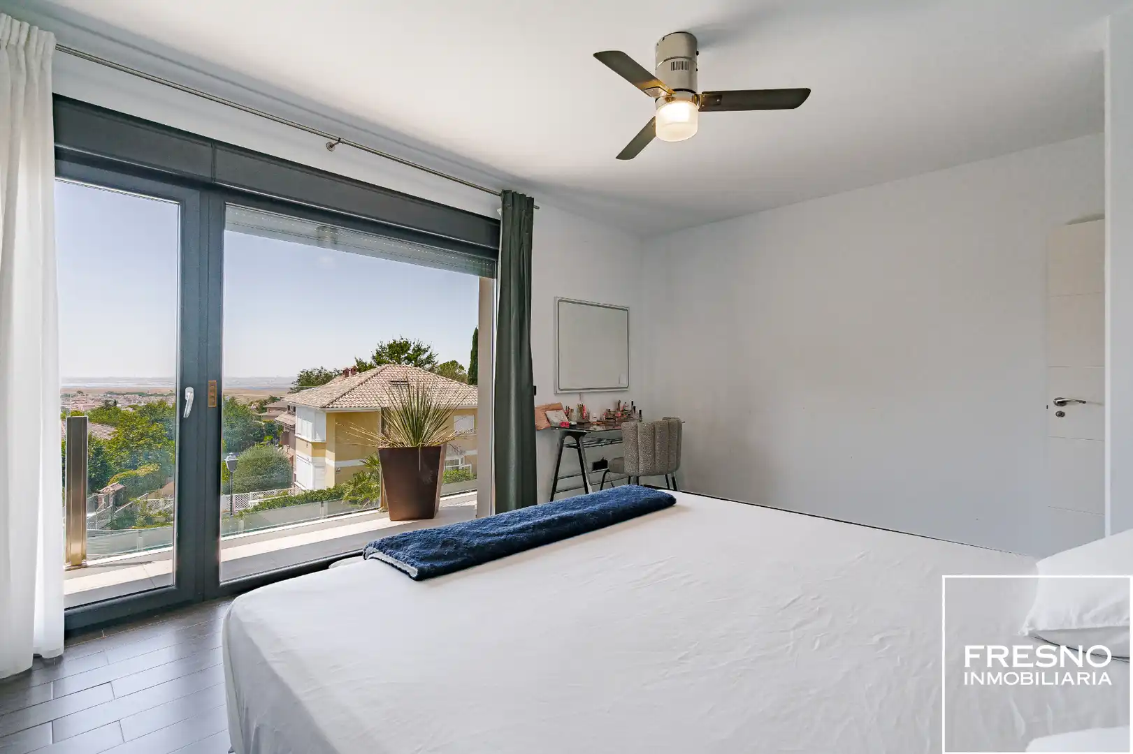 Habitación de Casa o chalet en venta en Cobeña con Aire acondicionado, Calefacción y Jardín privado