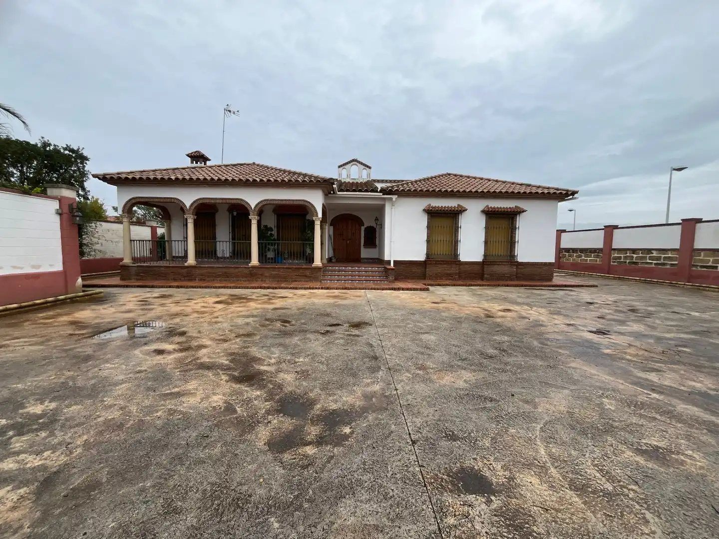 Exterior view of Houses for rent in  Córdoba Capital  with Air Conditioner and Furnished