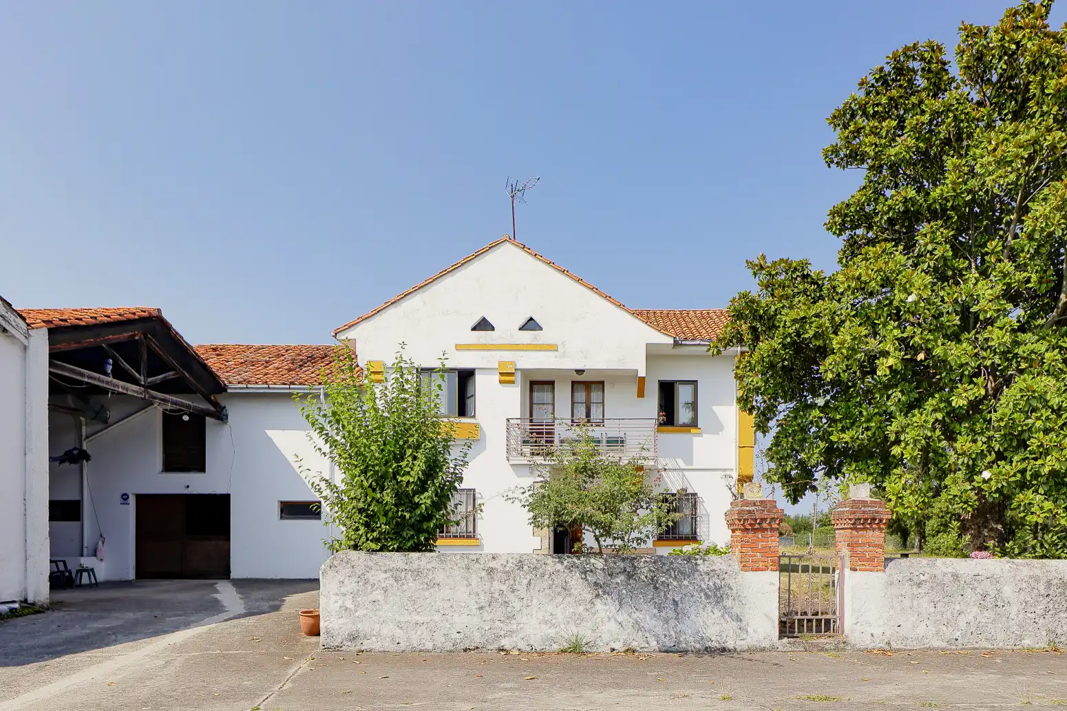 Exterior view of Houses for sale in Gijón   with Private garden
