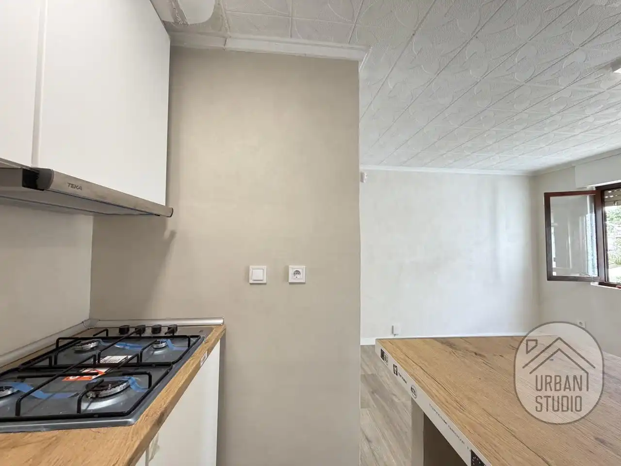 Cuina de Casa o xalet en venda en Torrevieja amb Jardí privat, Parquet i Terrassa