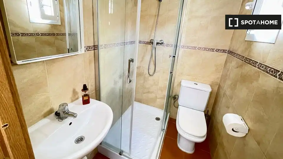 Flat with terrace to rent in Extramurs, imagen 8
