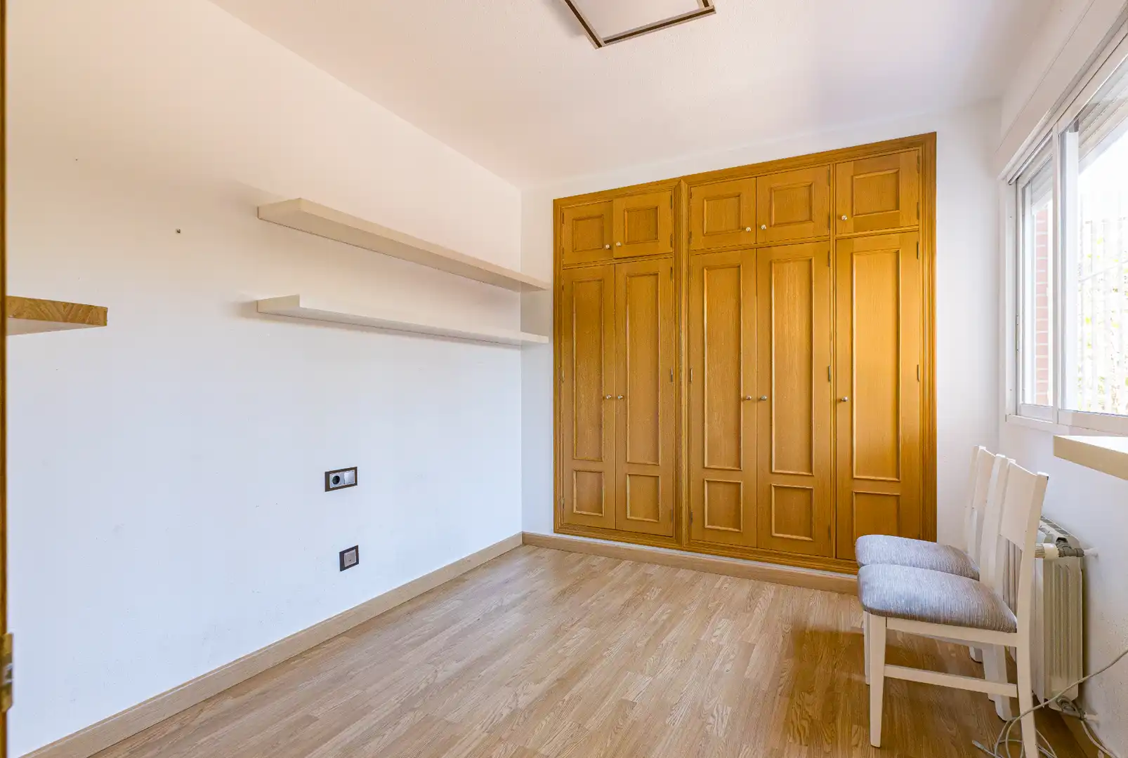Habitación de Casa adosada en venta en Murcia con Aire acondicionado, Parquet y Terraza