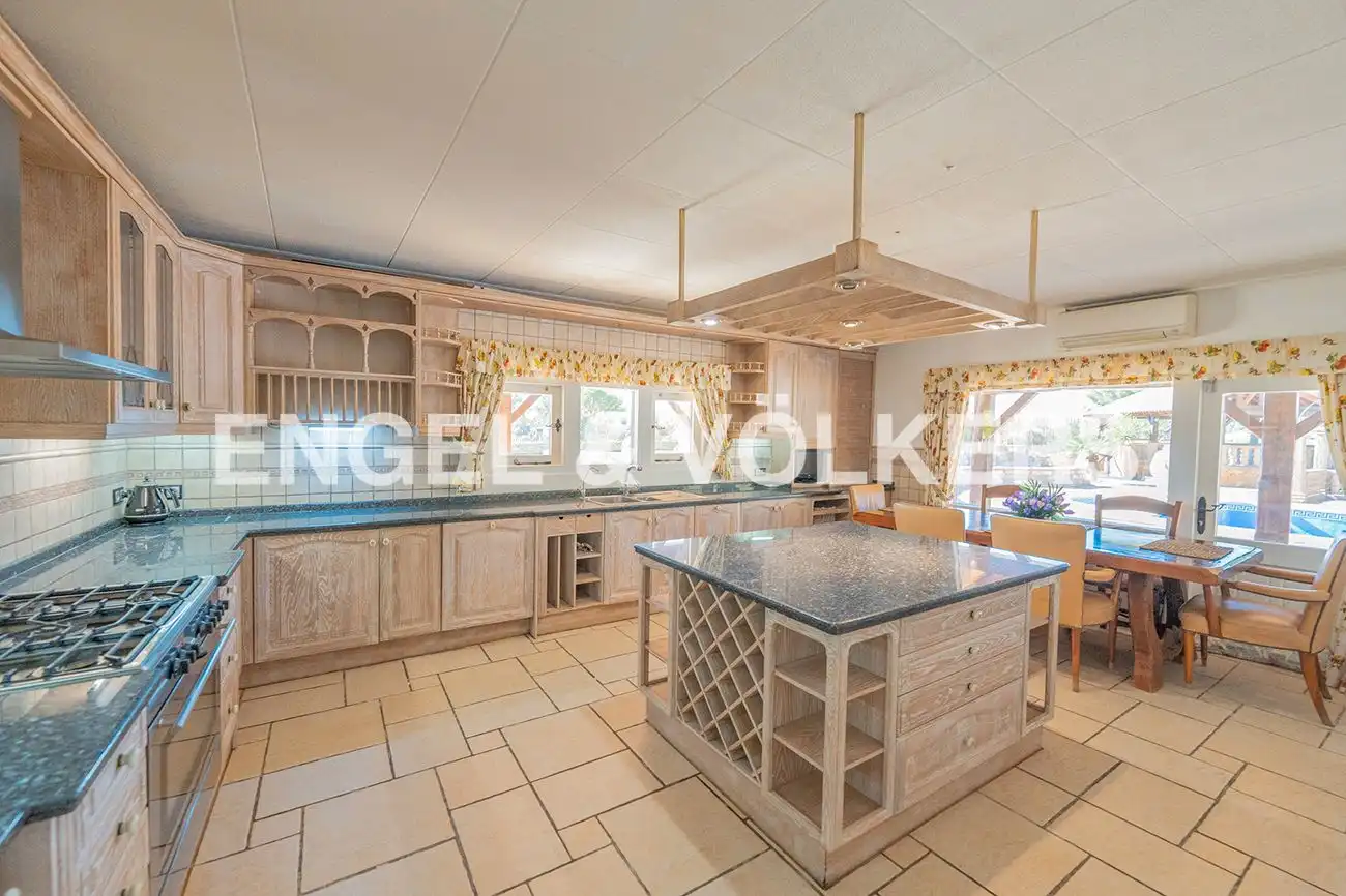 Kitchen of Houses for sale in Aigües  with Air Conditioner, Private garden and Terrace