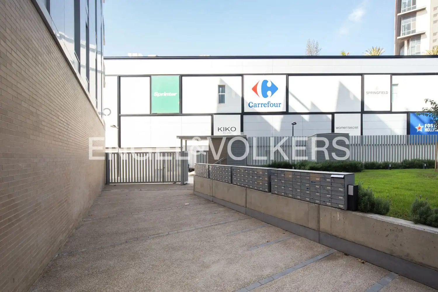 Vista exterior de Piso en venta en Valencia con Aire acondicionado, Calefacción y Trastero