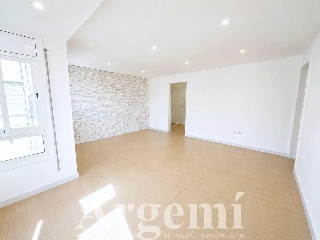 Sala de estar de Piso en venta en Palau-solità i Plegamans con Aire acondicionado