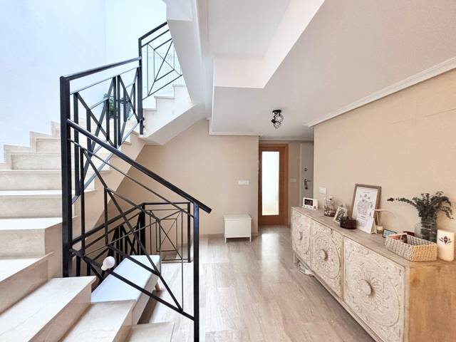 Casa-chalet en Venta en Aries . " Urbanización El Oasis de la Almajada" en Almajada - Ravel