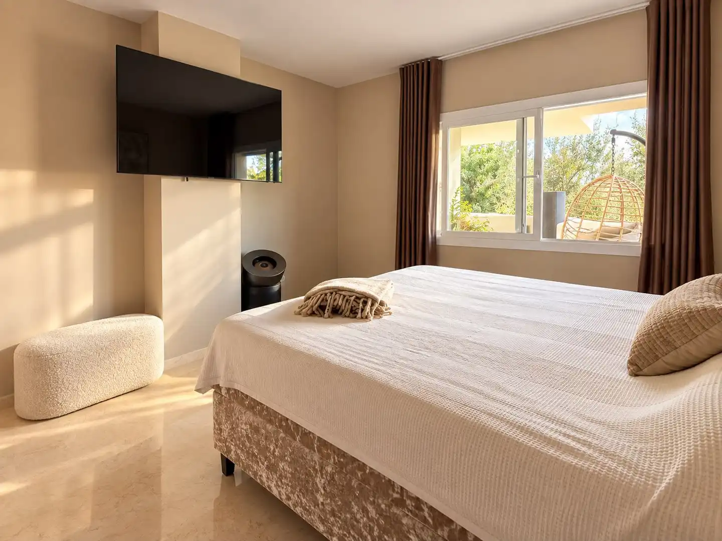 Bedroom of Flat for sale in Elviria - Cabopino