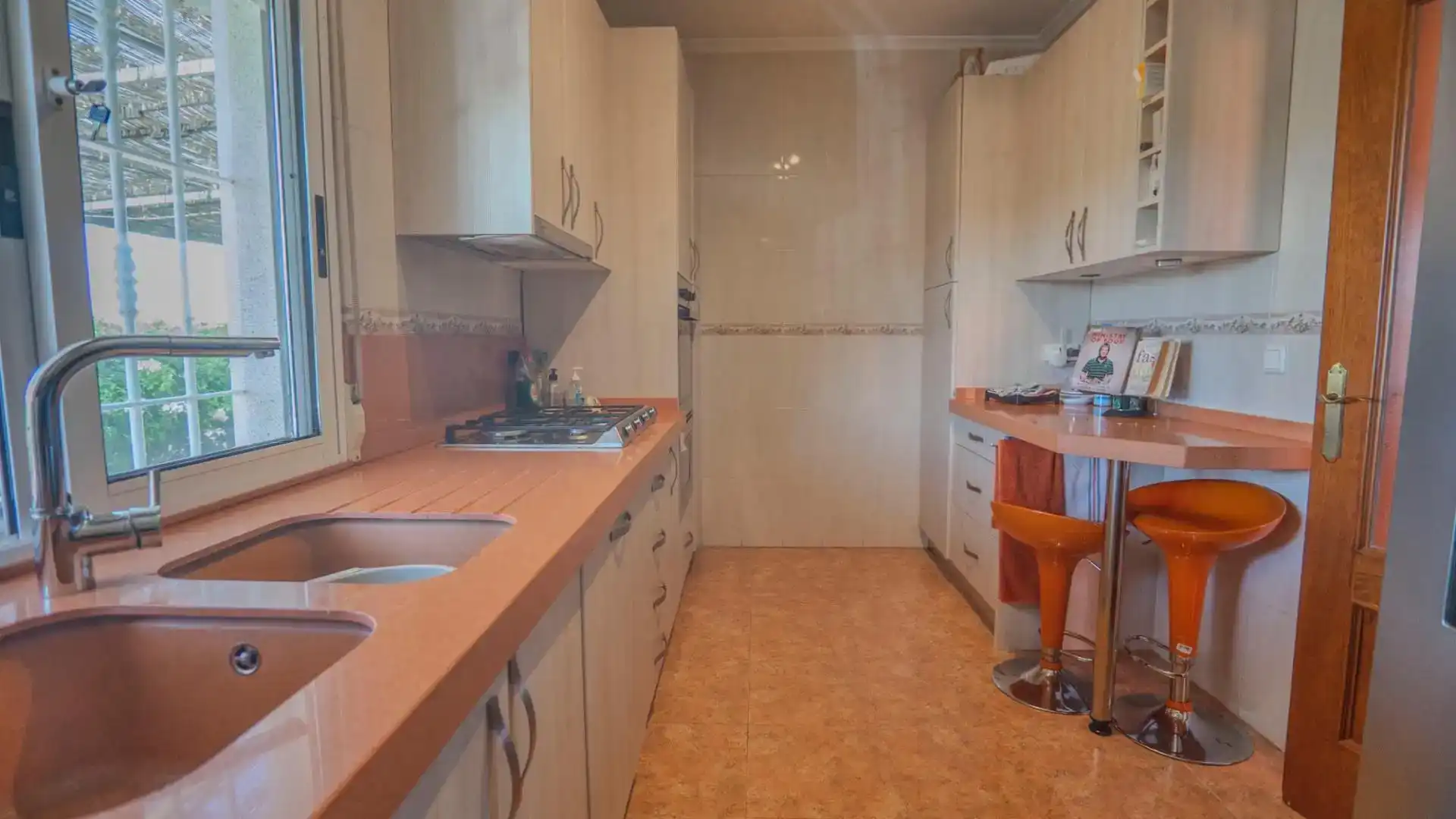 Cocina de Piso en venta en Orihuela con Aire acondicionado, Jardín privado y Piscina