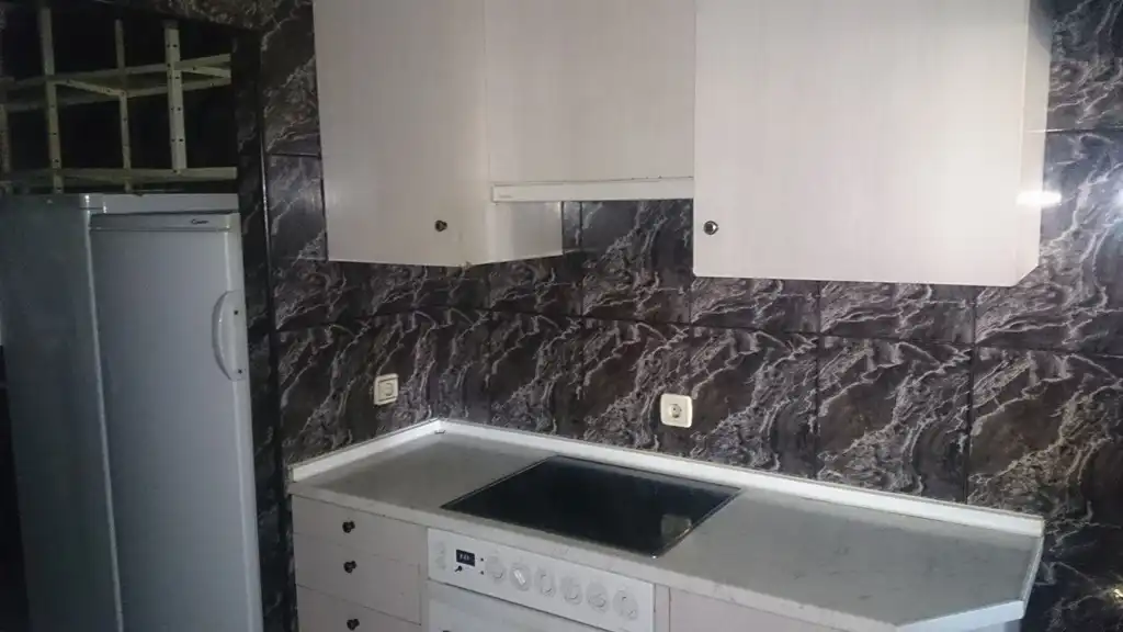 Cuina de Local en venda en Burgos amb Moblat