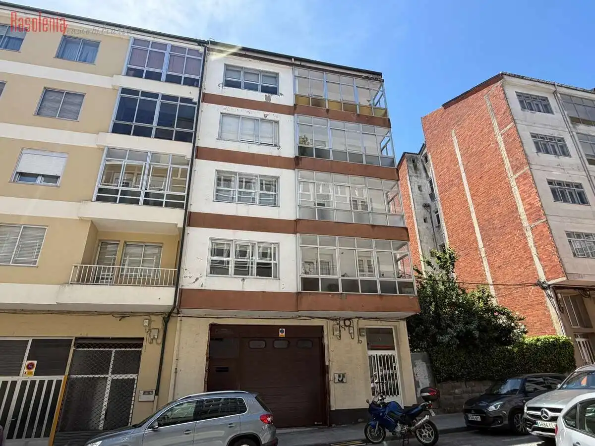Vista exterior de Piso en venta en Lugo con Calefacción
