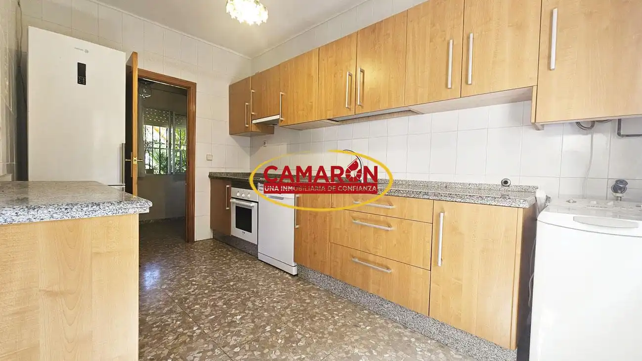 House with pool for sale in Palomares del Río, imagen 15