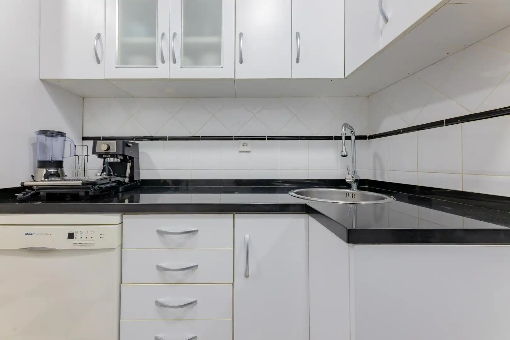 Cocina de Piso de alquiler en Valencia con Aire acondicionado, Calefacción y Amueblado
