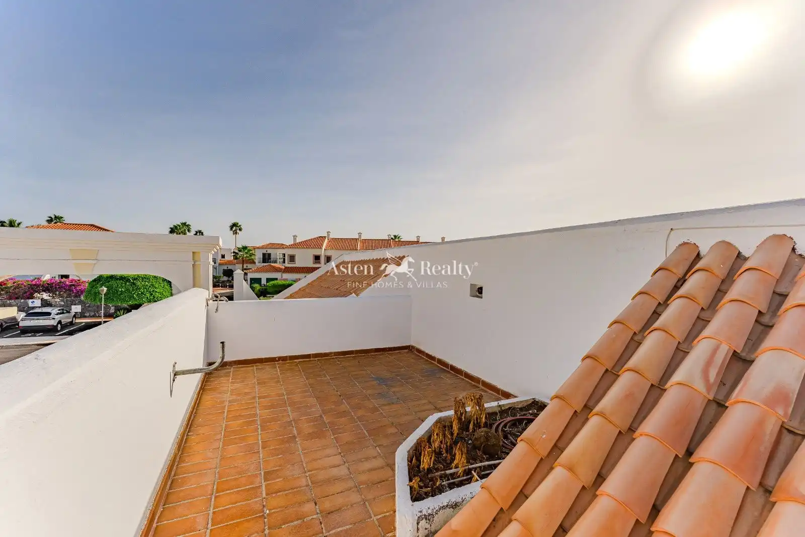 Vista exterior de Casa o chalet en venta en San Miguel de Abona con Aire acondicionado, Terraza y Piscina