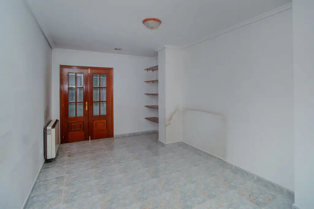 Wohnung zum Verkauf in O Barco de Valdeorras   mit Abstellraum
