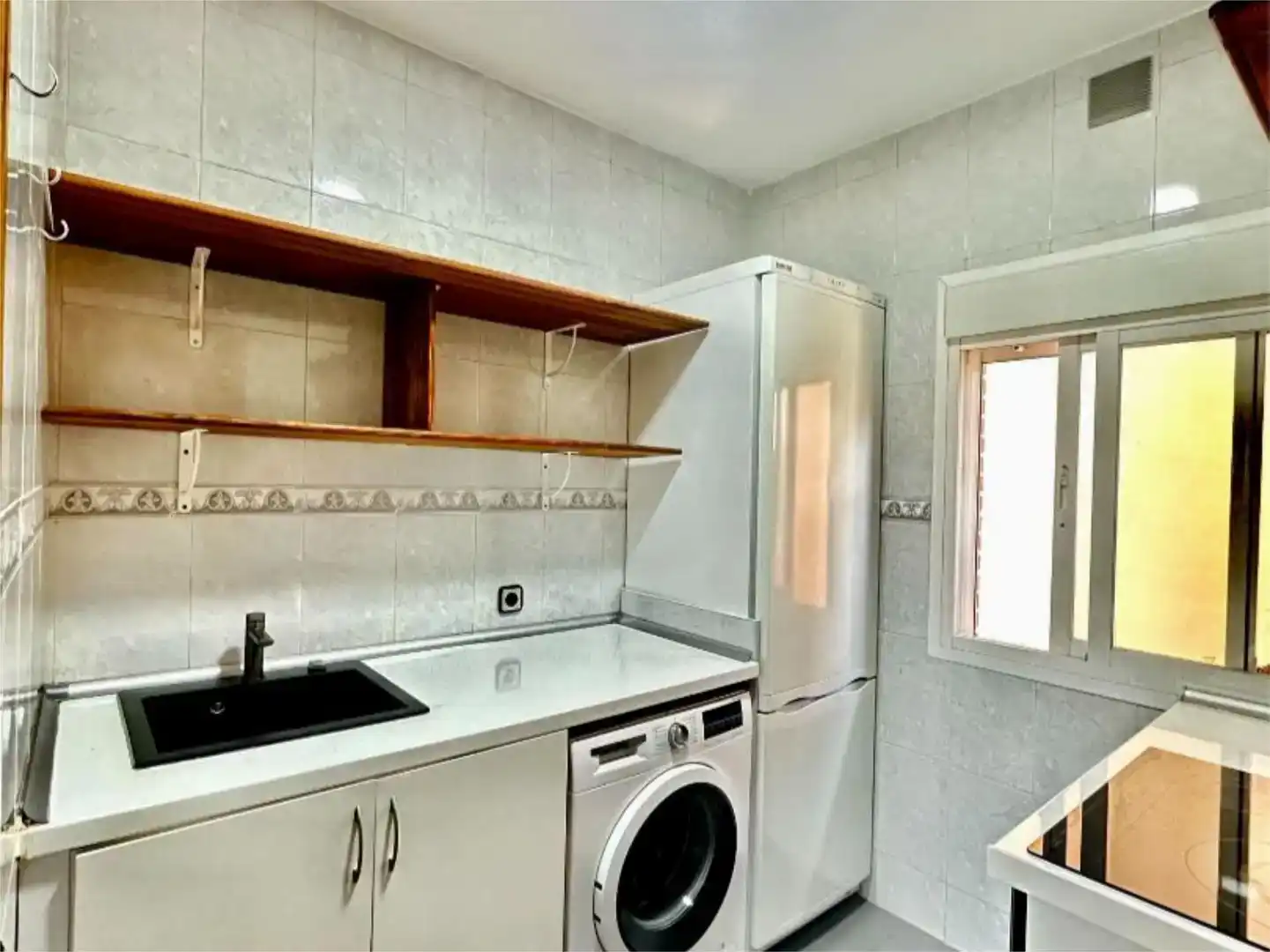 Küche von Wohnung zur Miete in Pozuelo de Alarcón mit Klimaanlage und Balkon