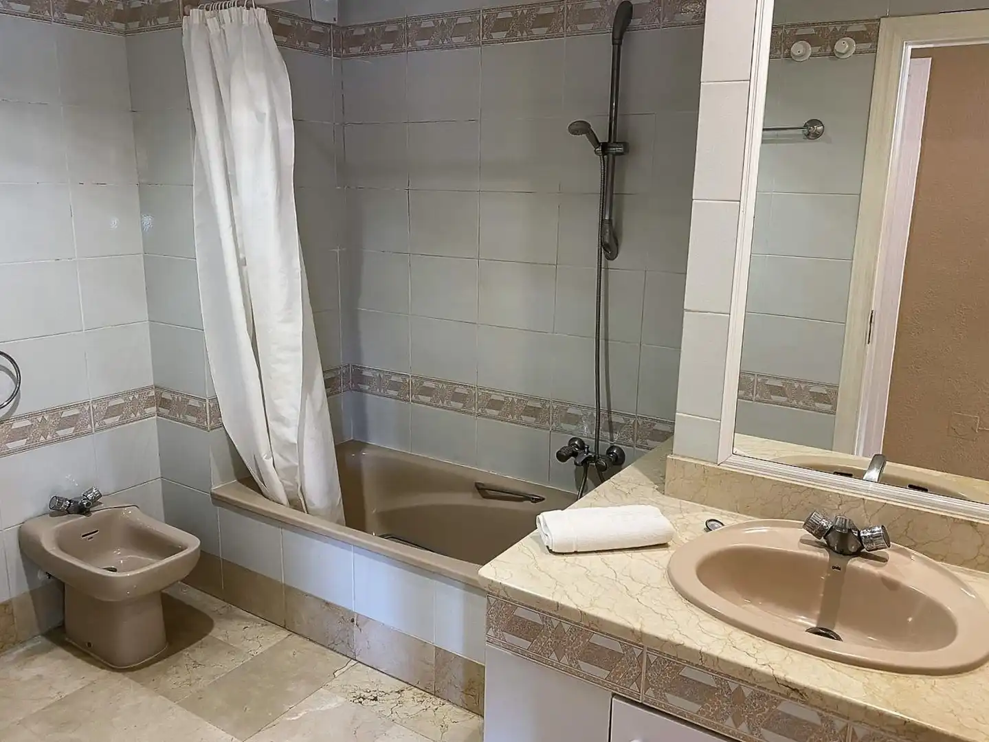 Baño de Apartamento en venta en Mijas con Aire acondicionado, Terraza y Internet