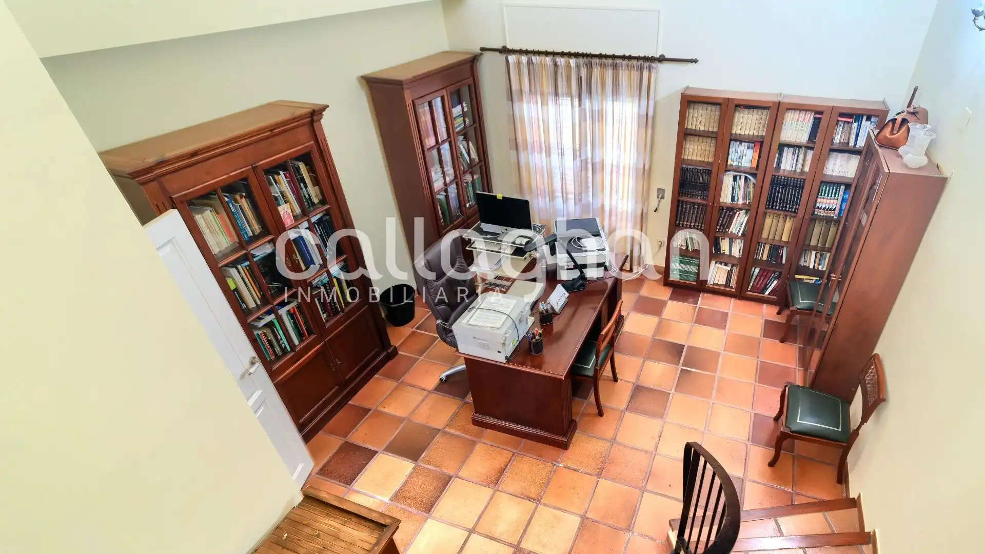 Casa adosada en venda a Calle OLMO, Nuevo Centro