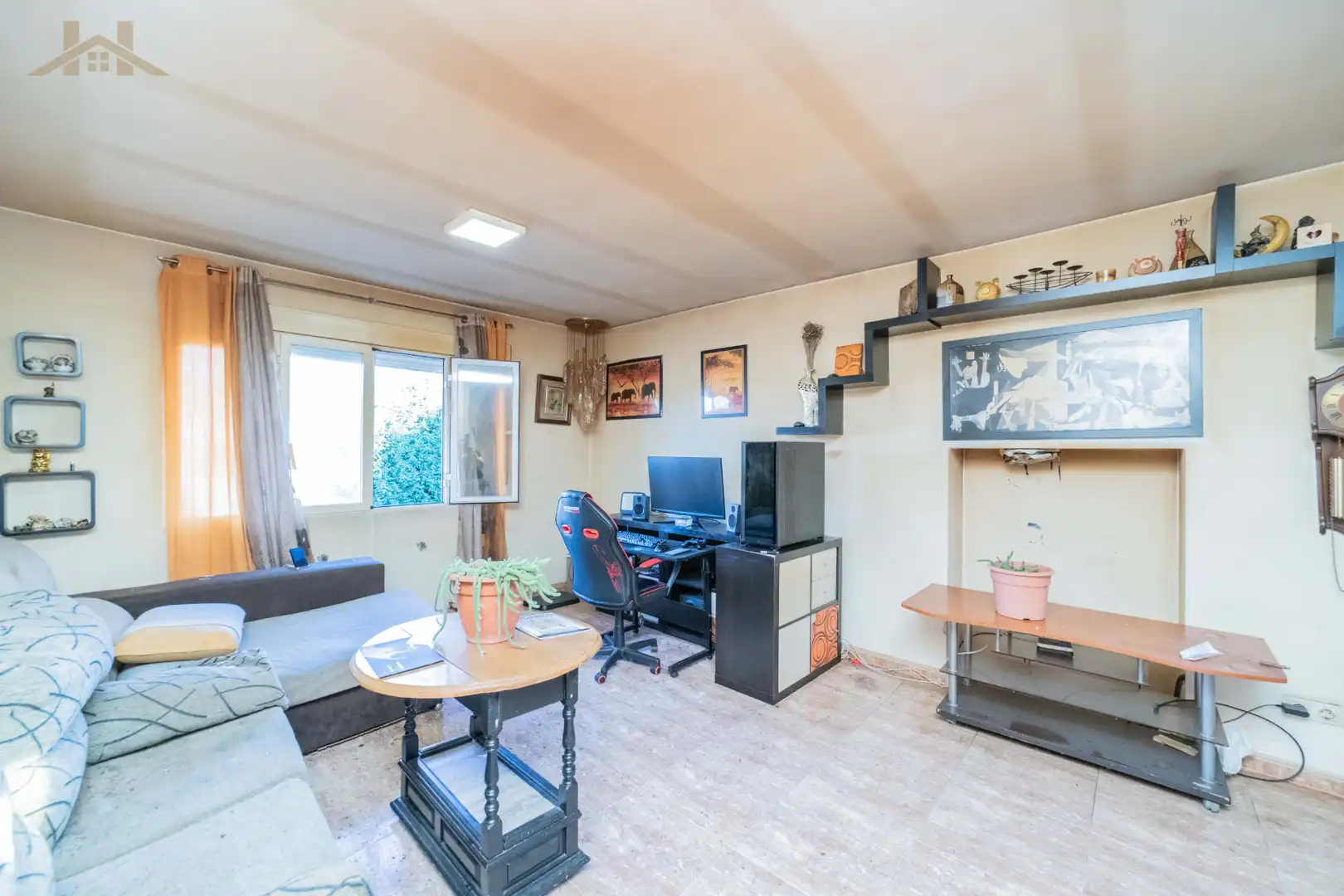 Detached homes for sale in Calle la Loma, Yeles