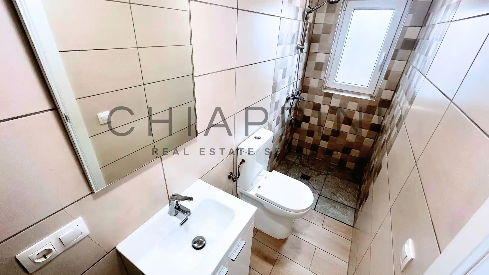Baño de Casa adosada en venta en Torelló con Aire acondicionado, Calefacción y Terraza