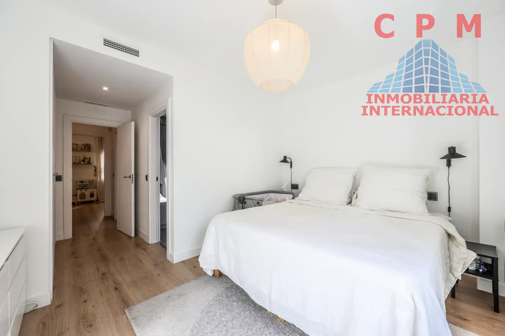 Bedroom of Flat for rent in Madrid  with Air Conditioner, Heating and Parquet flooring