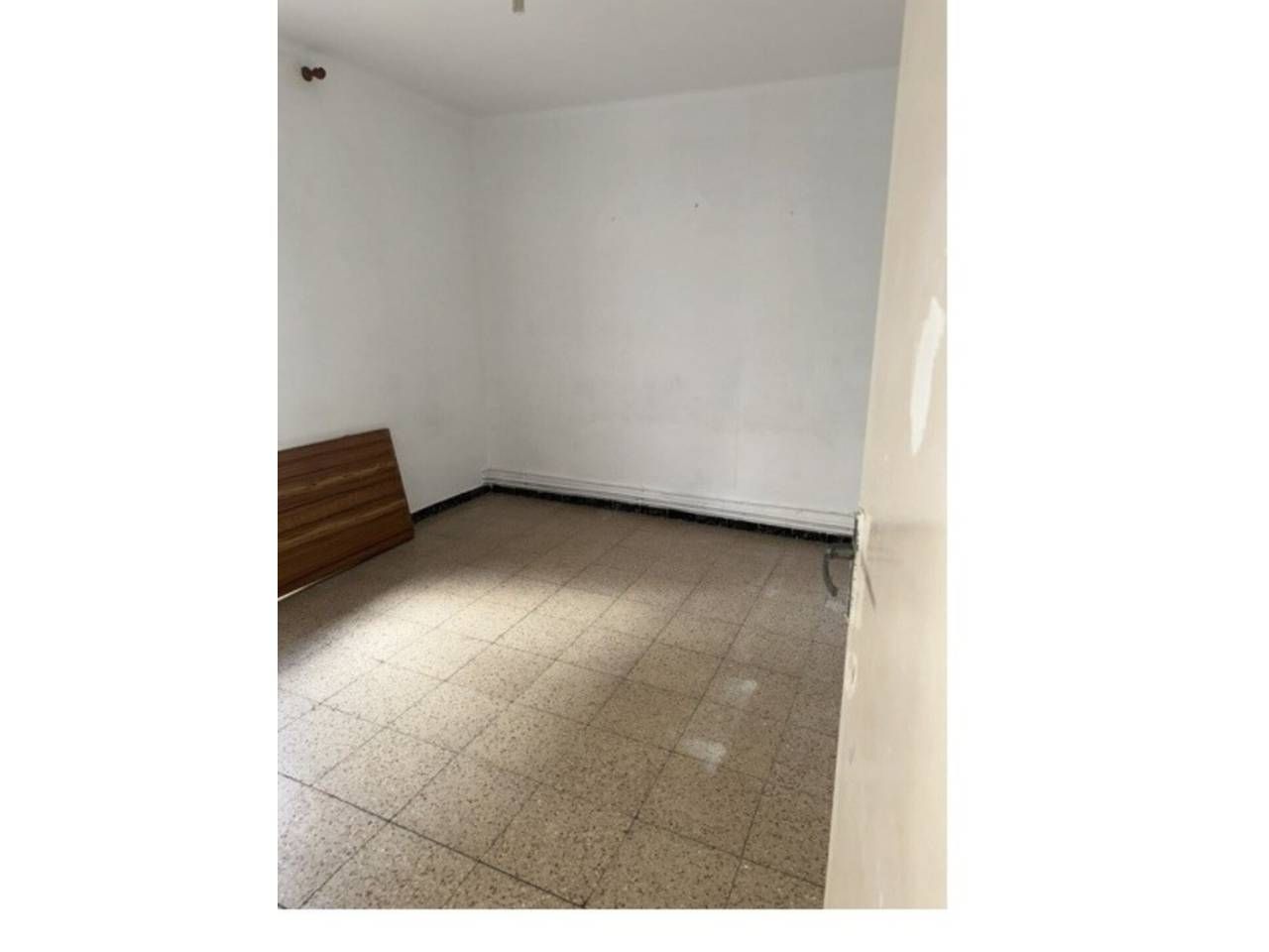 Piso en venta en Terrassa con Balcón