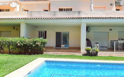 Swimming pool of Single-family semi-detached for sale in Pedreguer  with Terrace