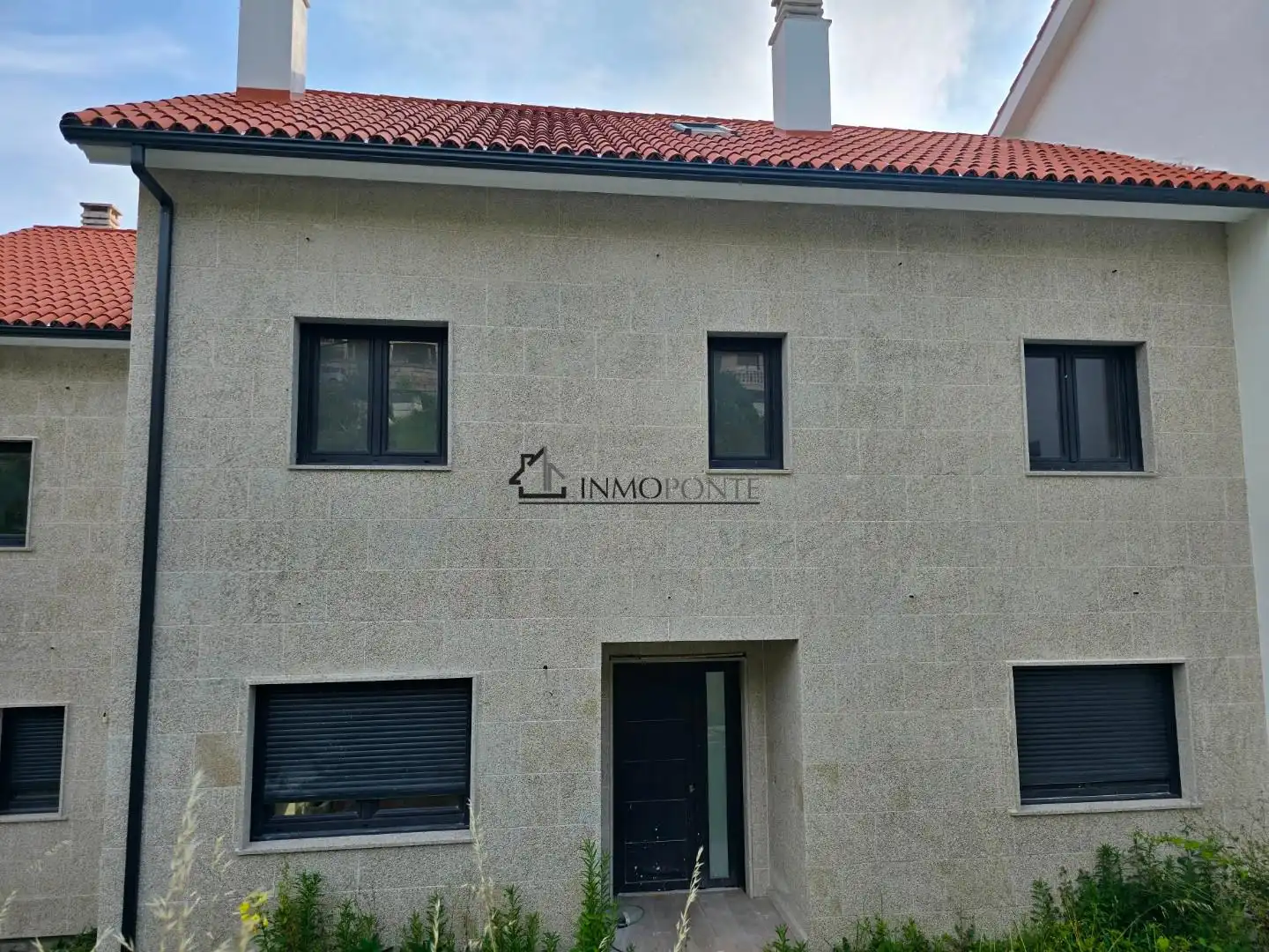 Casa bifamiliare con terrazza in vendita a LARACHE