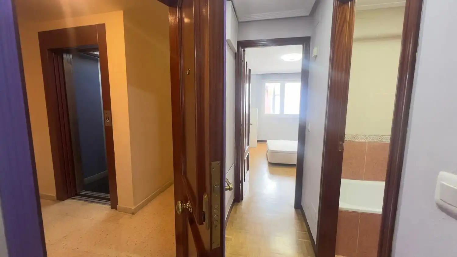 Pis en venda en Gijón  amb Calefacció, Traster i Piscina