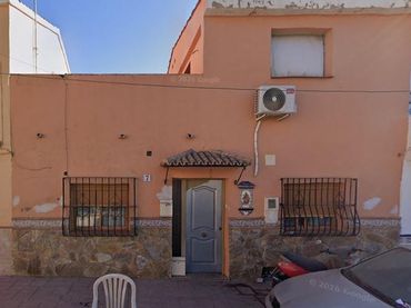 House for sale in Calle GRANATE 7