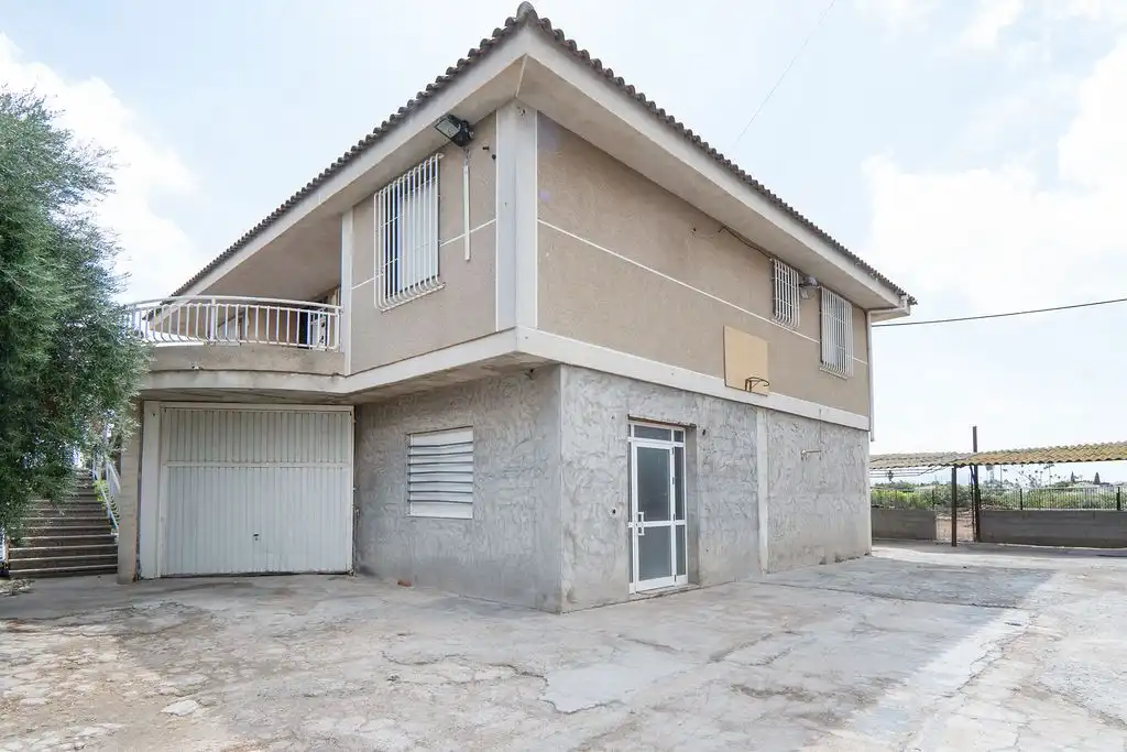 Vista exterior de Piso en venta en Murcia
