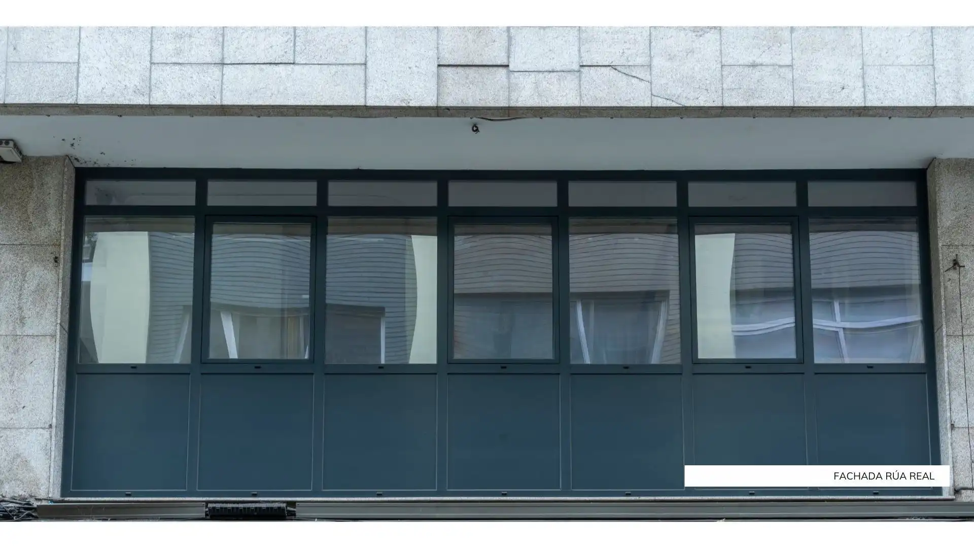 Vista exterior de Local en venta en Ferrol