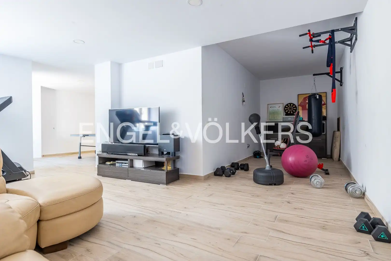 Sala de estar de Casa o chalet en venta en Dos Hermanas con Aire acondicionado, Calefacción y Jardín privado