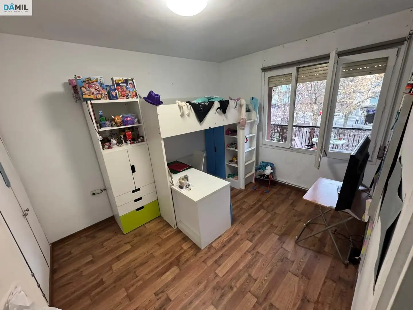 Dormitori de Pis en venda en Terrassa amb Aire condicionat, Calefacció i Parquet