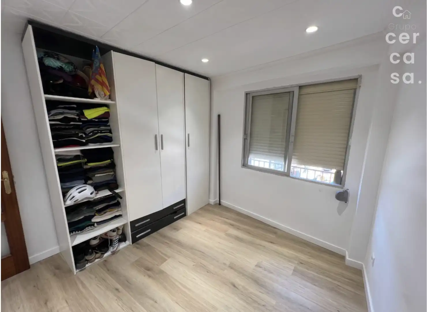 Piso en venta en Torrent con Balcón