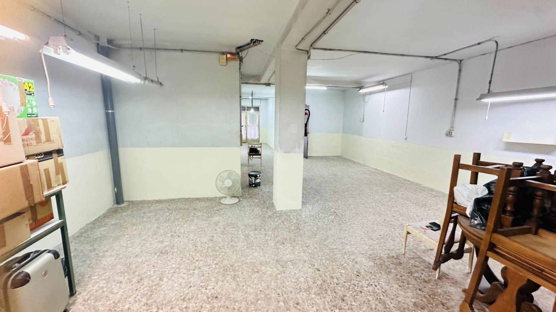 Premises for sale in Elche / Elx