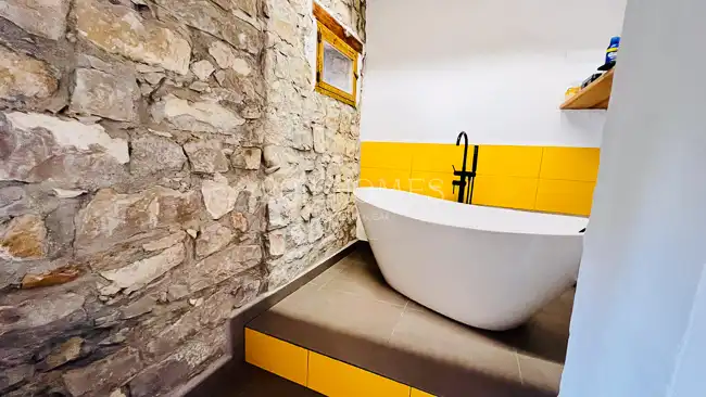 Baño de Finca rústica en venta en Úbeda con Jardín privado, Terraza y Piscina