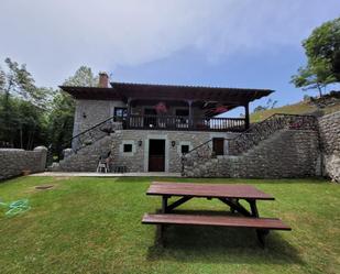 Jardí de Casa o xalet en venda en Llanes amb Calefacció, Jardí privat i Terrassa